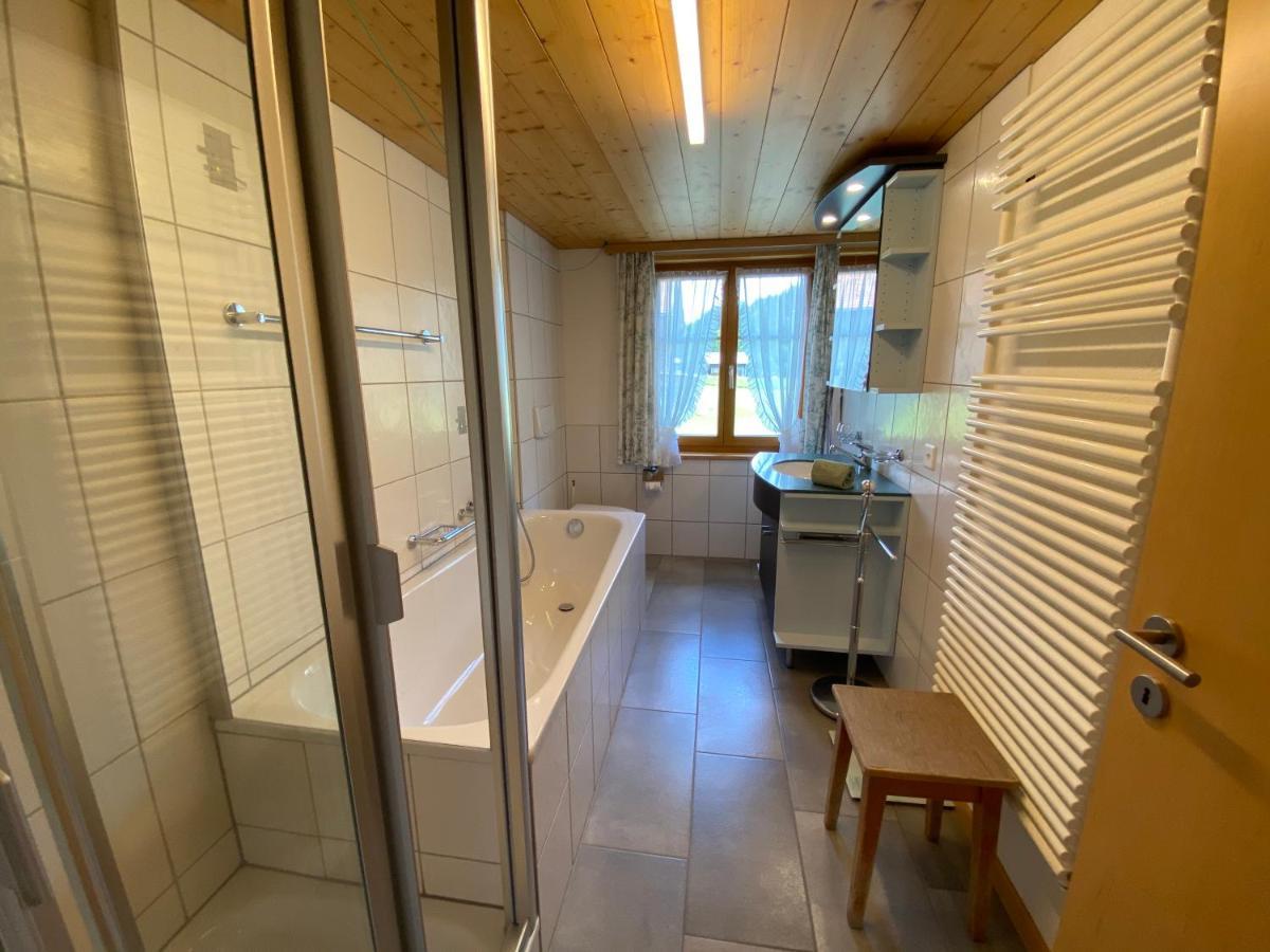 Ferienwohnung Casa Antica Gstaad Exterior foto