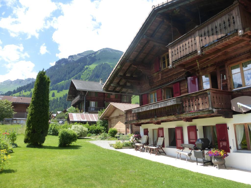 Ferienwohnung Casa Antica Gstaad Exterior foto