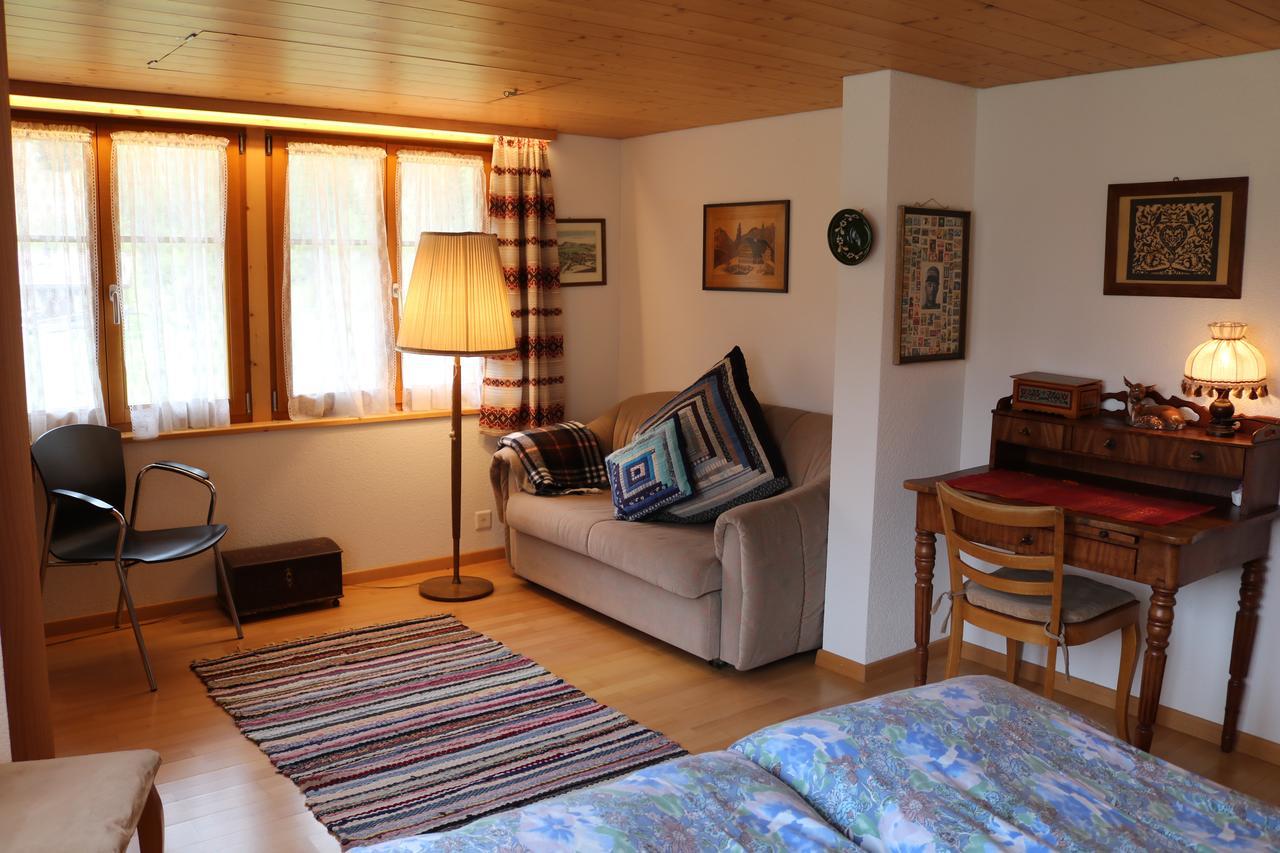 Ferienwohnung Casa Antica Gstaad Exterior foto